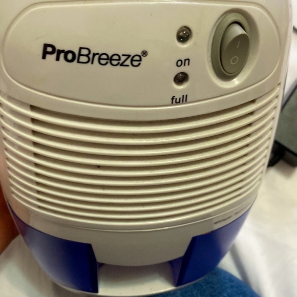 Pro Breeze Dehumidifiers for Humidity in Home,Bedroom, Bathroom,Basement,Kitchen - Picture 4 of 6